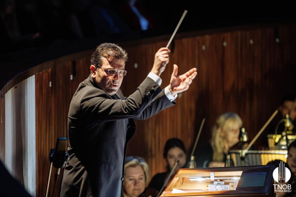 Honored Artist Ayyub Guliyev participates in Int'l Opera Festival [PHOTOS]