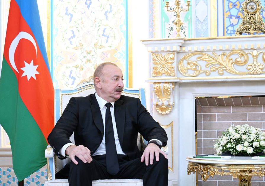 President Ilham Aliyev thanks Vladimir Putin for personally overseeing situation regarding AZAL plane crash