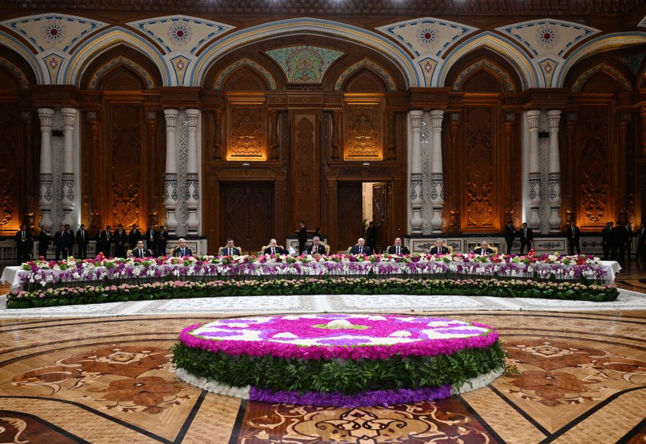 President Ilham Aliyev attends official banquet in honor of CIS heads of state in Dushanbe [PHOTOS]