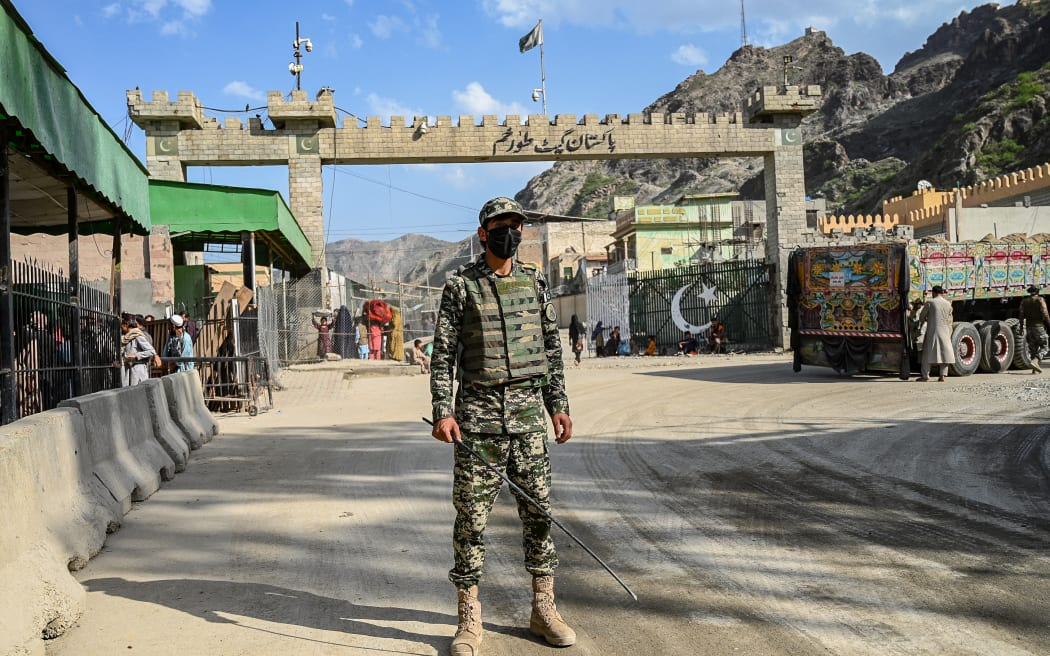 Pakistan launches heavy response after unprovoked Afghan firing on Pakistani soil