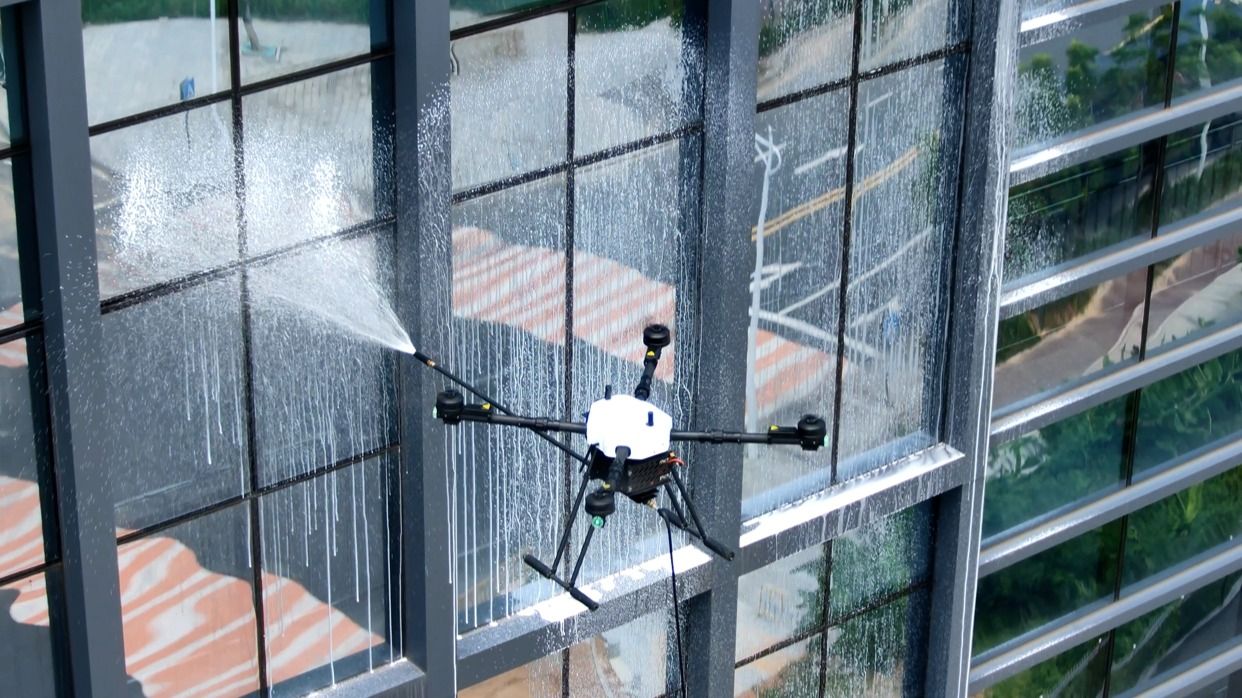 Singapore develops drone window-washing technology
