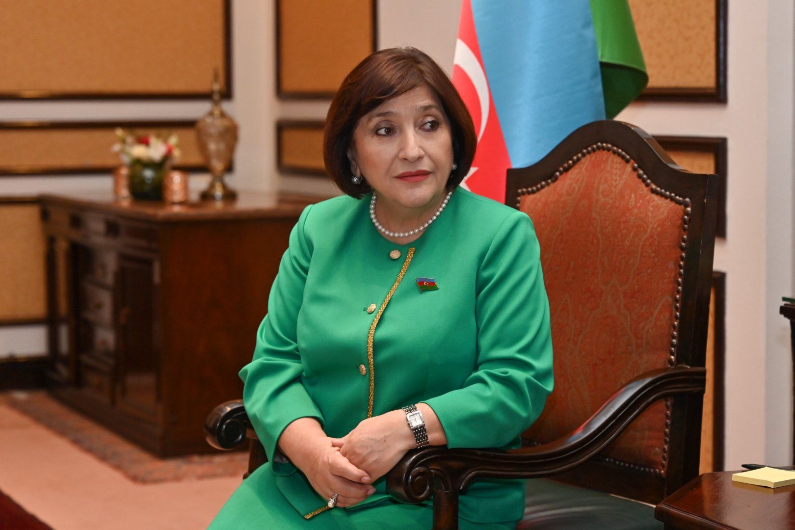 Slider Image 1