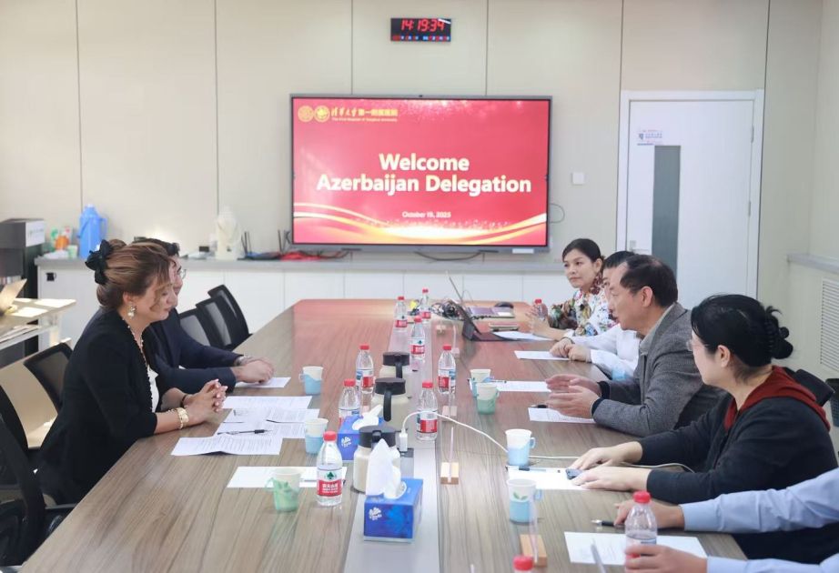 Azerbaijani cardiologists strengthen ties with China’s Tsinghua University Hospital