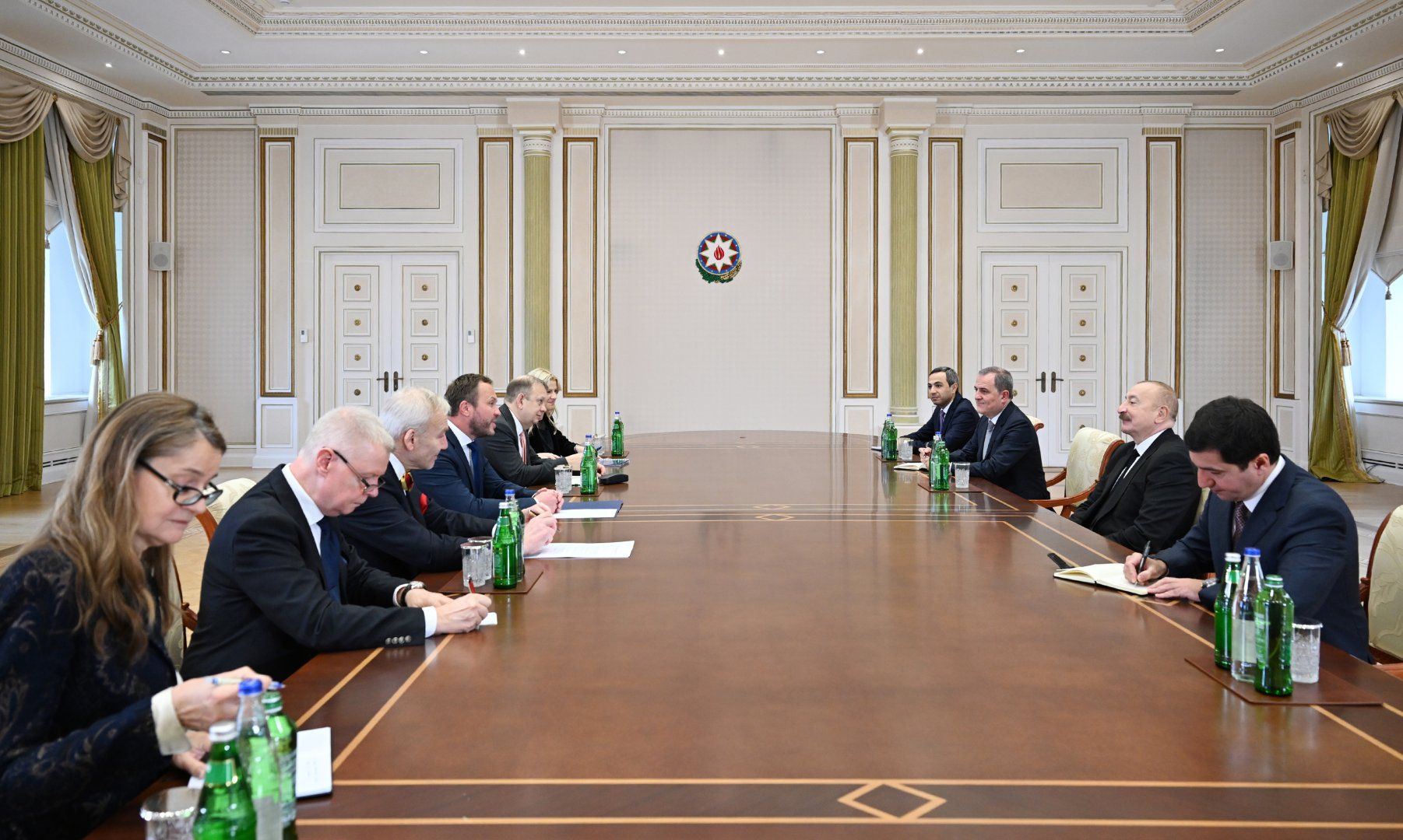 President Ilham Aliyev receives Estonia's FM [PHOTO/VIDEO]