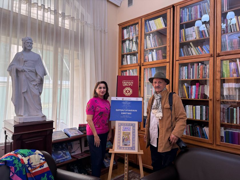 Presidential Library holds meeting with prominent cultural and art figures [PHOTOS]