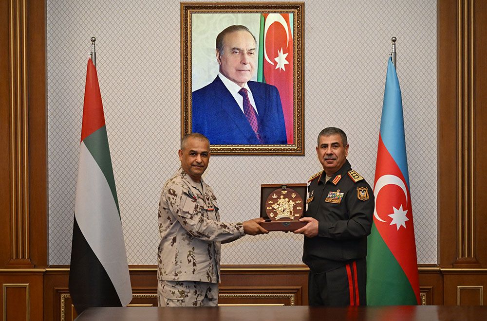 Azerbaijan's Defense Minister meets UAE Special Operations Commander [PHOTOS]