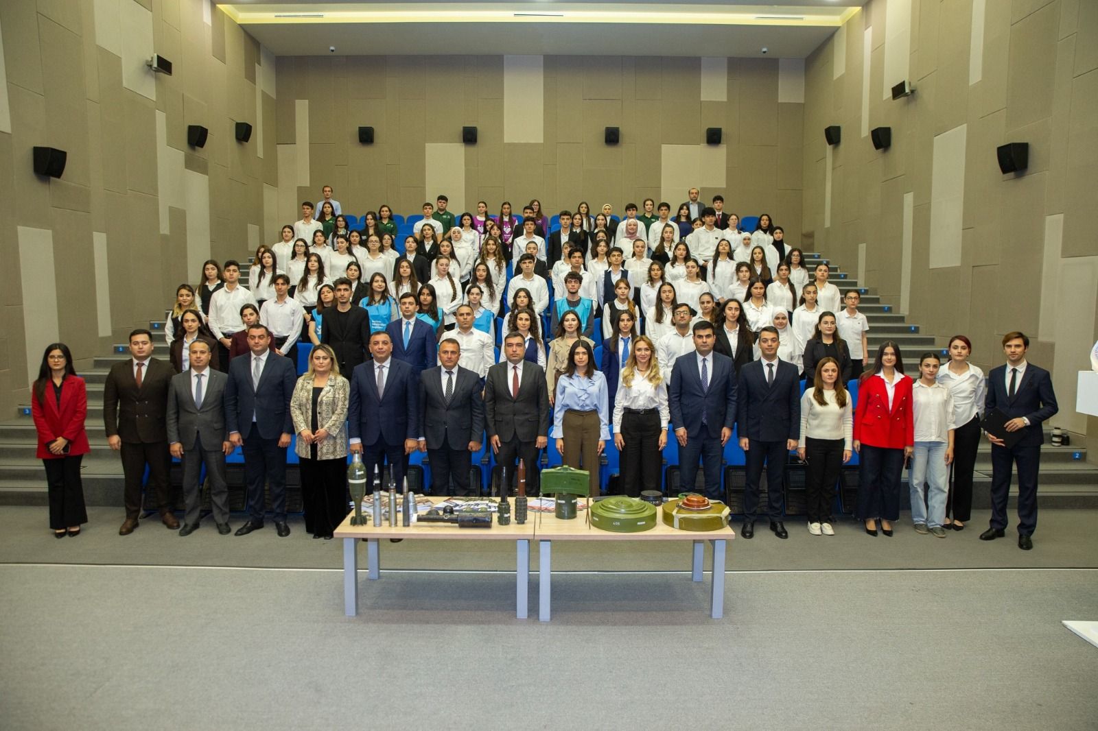 ANAMA, ASAN volunteers promote mine safety ahead of Victory Day anniversary [PHOTOS]