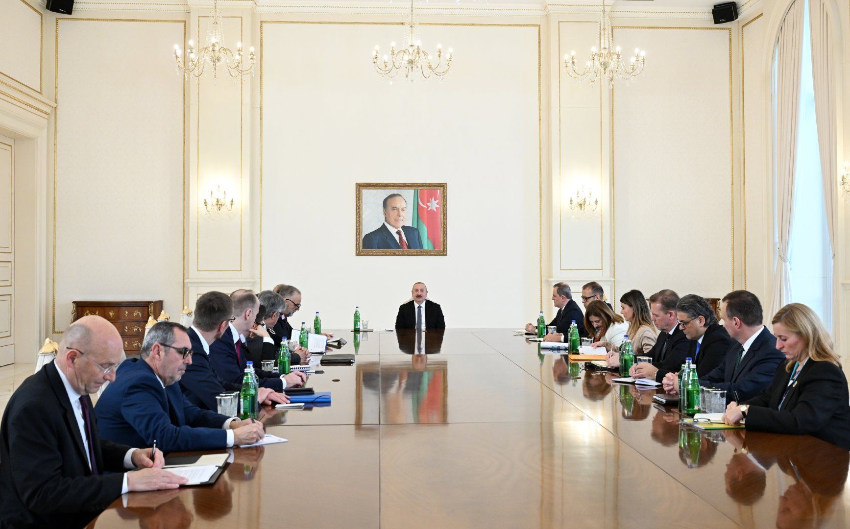 President Ilham Aliyev receives NATO delegation [PHOTOS/VIDEO]