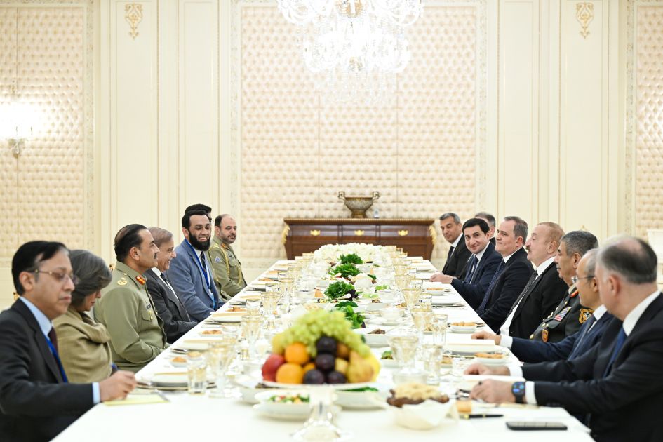 President Ilham Aliyev, Pakistan's PM have joint lunch [PHOTOS]
