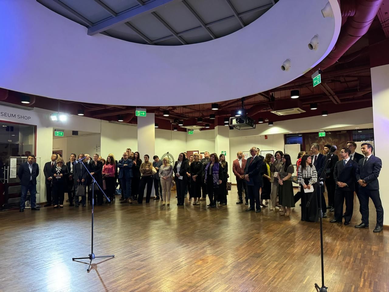 Azerbaijani carpet gifted to Poland's Museum of Asia and Pacific on eve of Victory Day [PHOTOS]