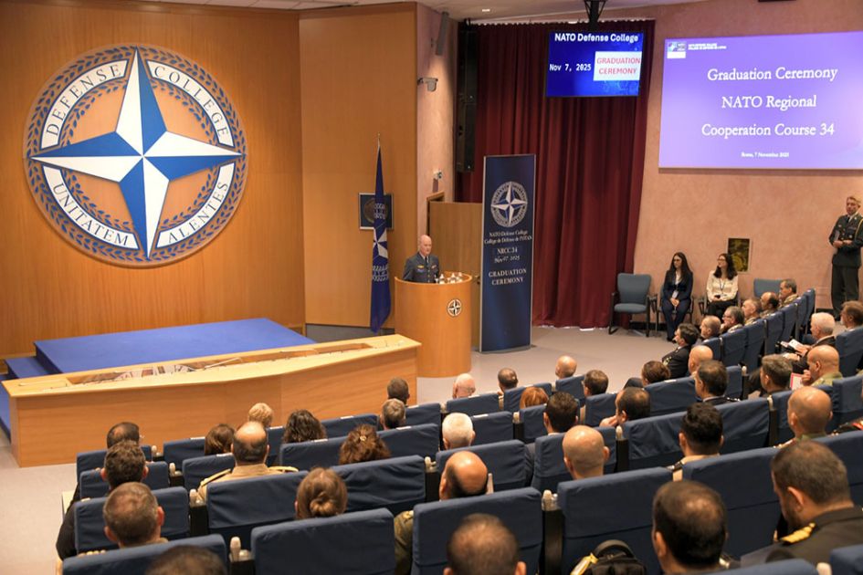 Azerbaijani Armed Forces officer honoured at NATO Defence College Graduation