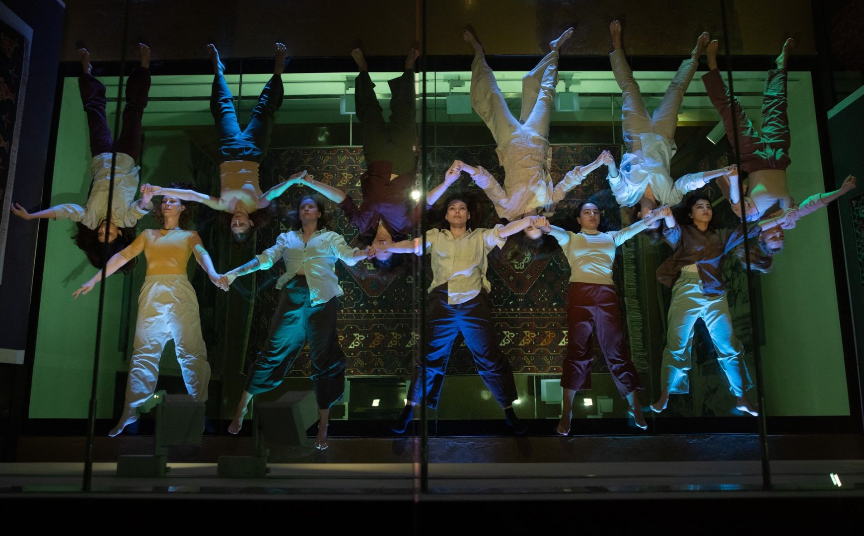 National Carpet Museum unveils “Cəngi” carpet honouring fifth anniversary of Victory [PHOTOS]