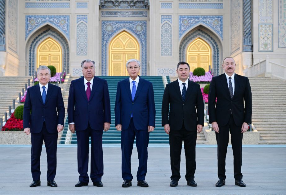 President Ilham Aliyev visited Center of Islamic Civilization in Tashkent [PHOTOS]