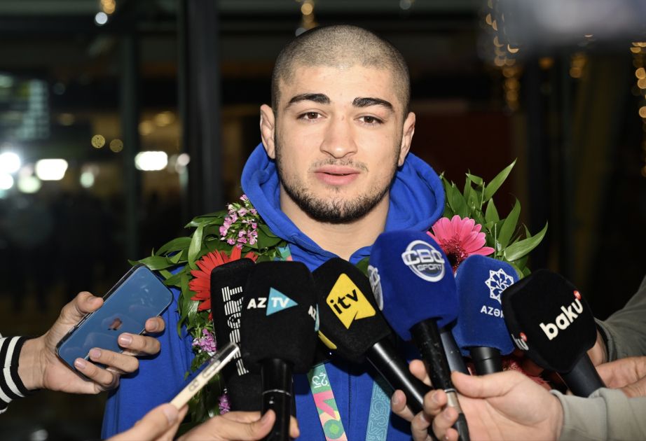 Cioyev celebrates gold after defeating Bahrain rival