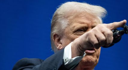 Donald Trump claims role as “acting president of Venezuela” [PHOTO]