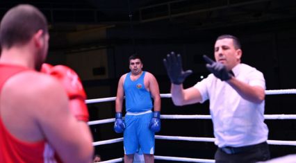 European Championship: Two more Azerbaijani boxers advance to semifinals