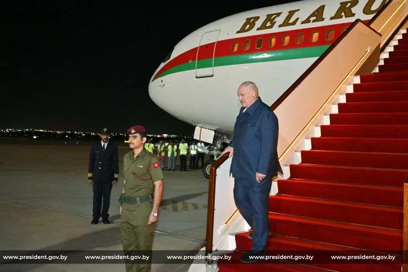 Lukashenko’s low-profile Oman trip fuels disappearance rumors