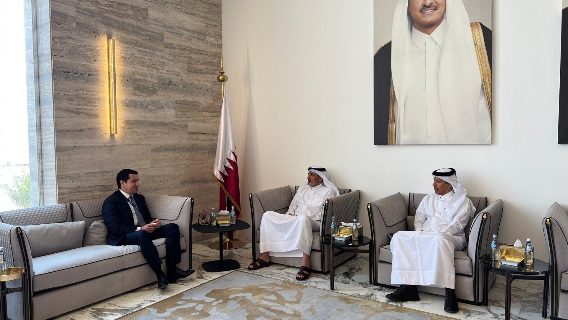 Hikmet Hajiyev meets with Qatar’s National Security Adviser