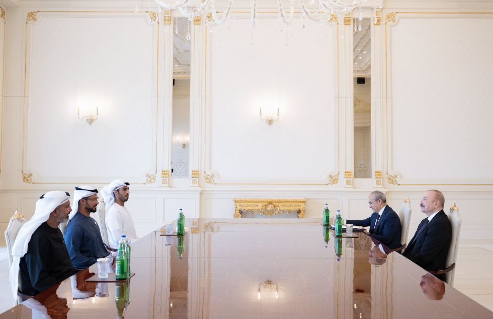 President Ilham Aliyev receives heads of several UAE companies [PHOTOS]
