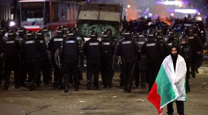 Sofia sees new anti-government protests as opposition demands resignation