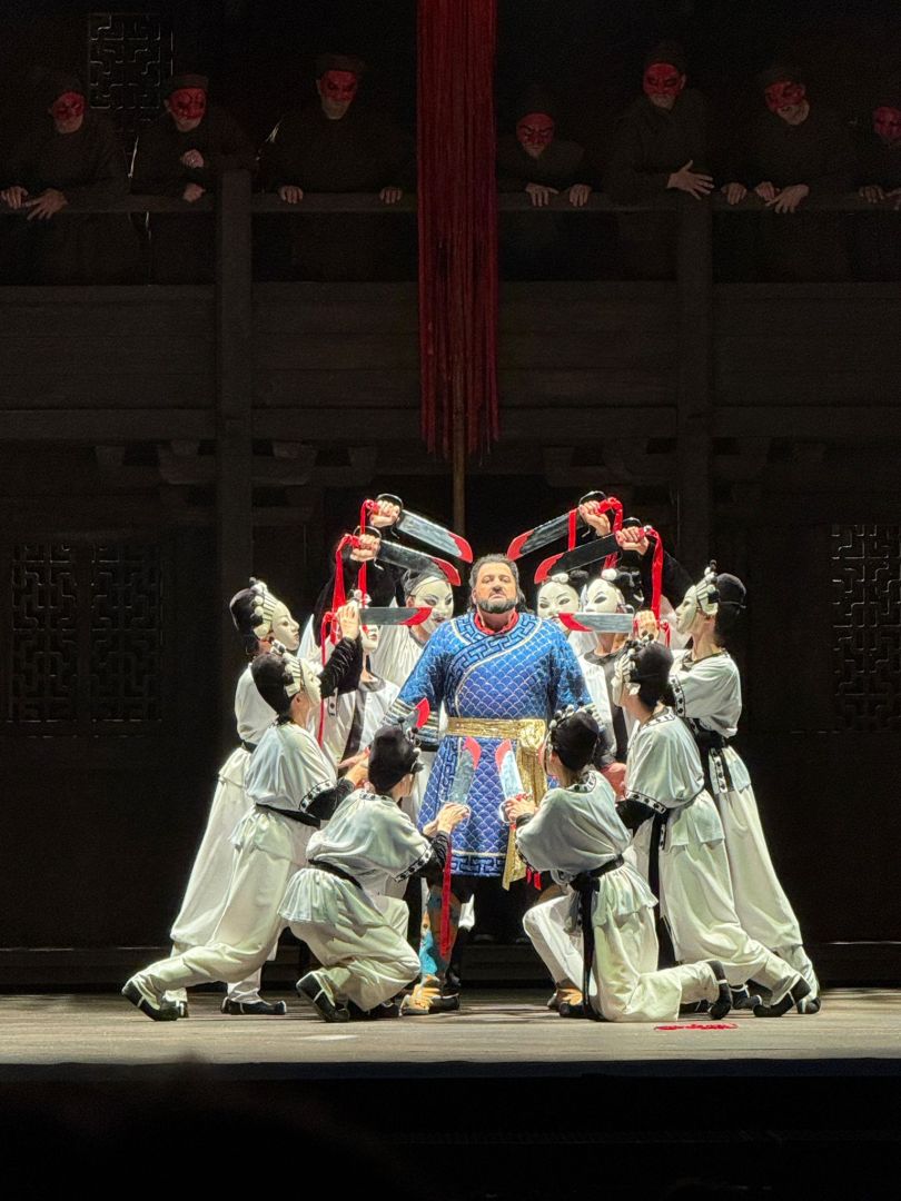 Azerbaijani tenor shines at London’s Royal Opera House