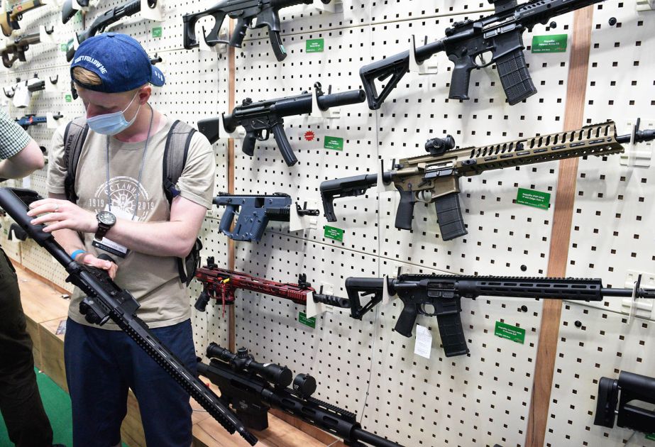 Australia starts arms buyback program