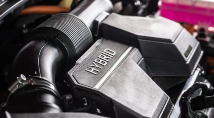 Experts warn of higher accident death risk in hybrid cars