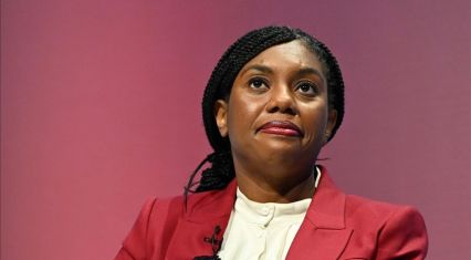 UK opposition minister faces scrutiny over ties to sanctioned Russian oligarch Abramovich