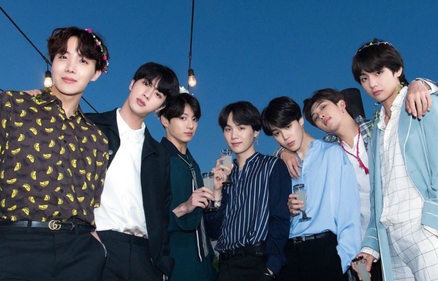 BTS wins Artist of Year at AMAs