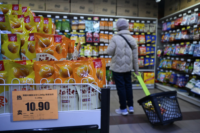 China's inflation rises from 0.7% to 0.8% in December