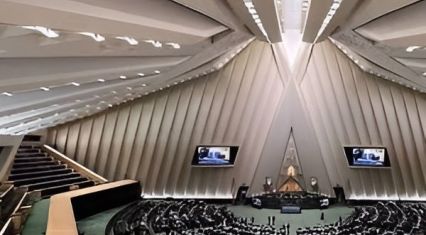 Iran warns US and Israel of retaliation as Trump signals possible strike