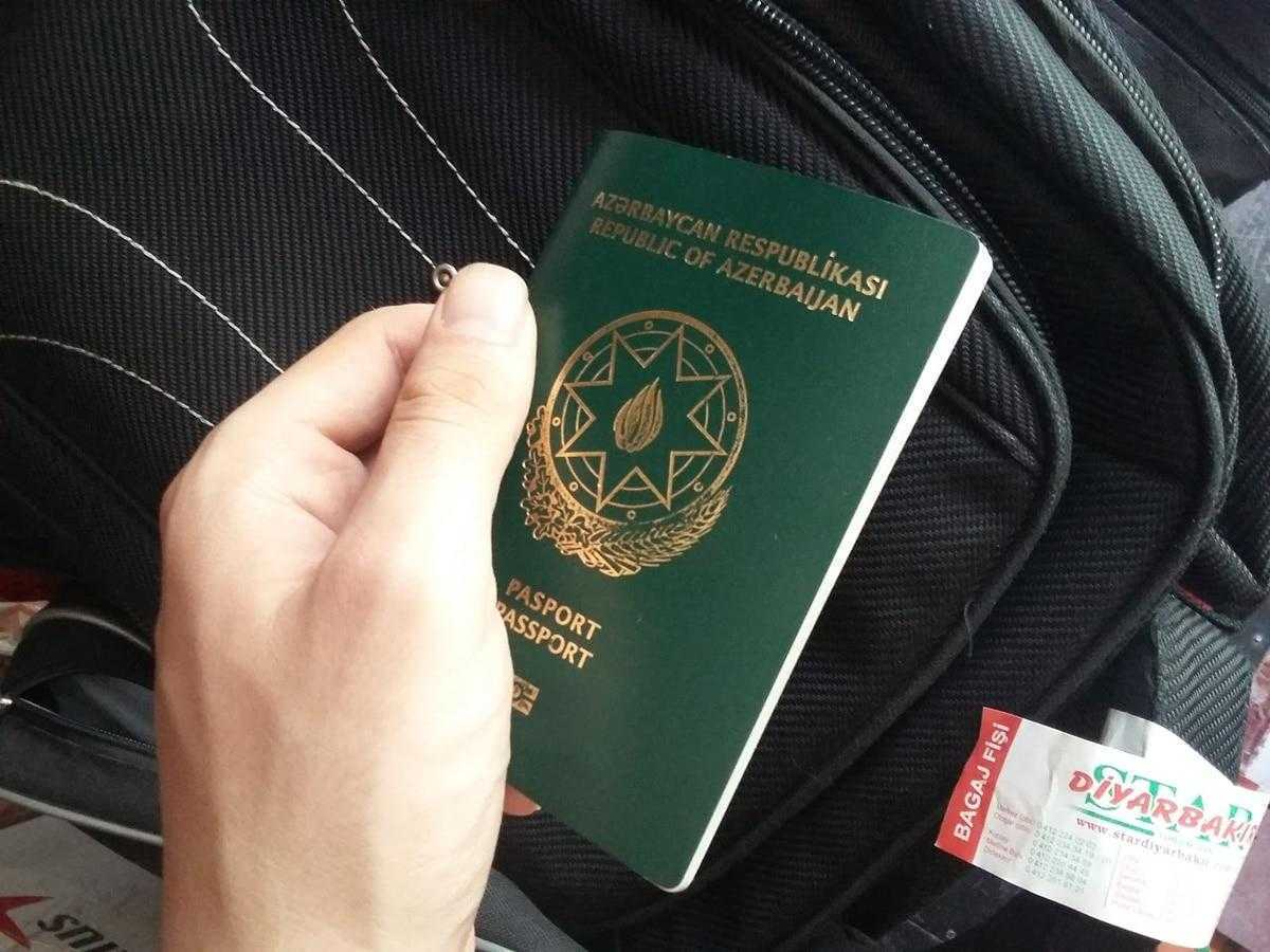 Azerbaijan climbs global passport ranking, gains broader visa-free access