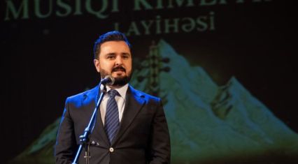 Shahriyar Cultural Center holds concert showcasing Western Azerbaijan's ashig art [PHOTOS]