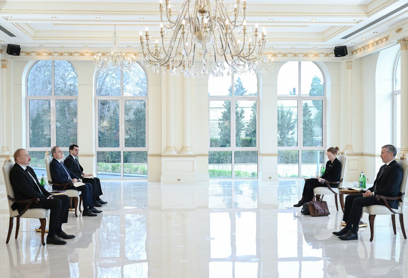 President Ilham Aliyev accepts credentials of Norway's newly appointed ambassador [PHOTOS]