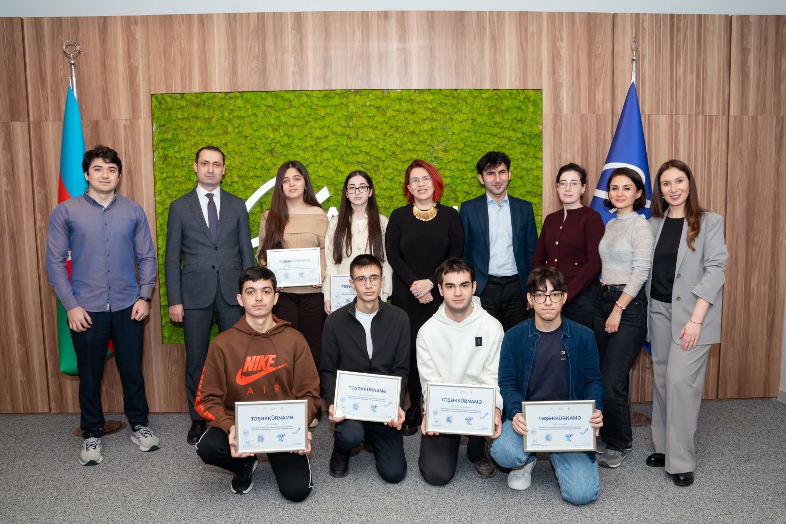 Azercell hosts National Informatics Olympiad team ahead of Youth Day [PHOTOS]