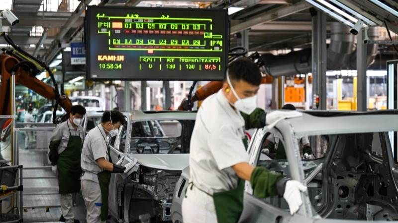 China’s factory sector expands in January