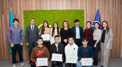 Azercell hosts National Informatics Olympiad team ahead of Youth Day [PHOTOS]