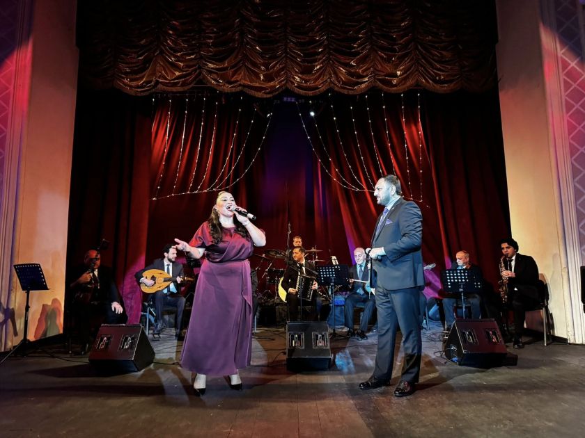 Rashid Behbudov State Song Theatre holds retro night for music lovers