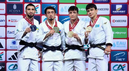 Azerbaijani judokas win gold and bronze on day one of Paris Grand Slam