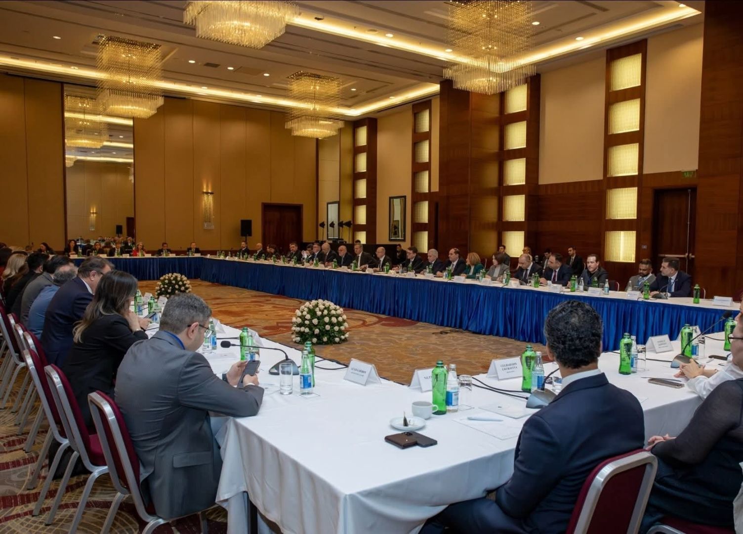 Baku, Washington deepen strategic energy partnership at high-level business roundtable