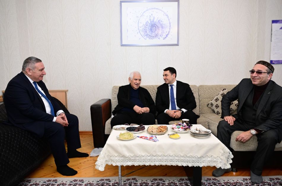 Culture Minister congratulates People's Poet Nariman Hasanzadeh [PHOTOS]