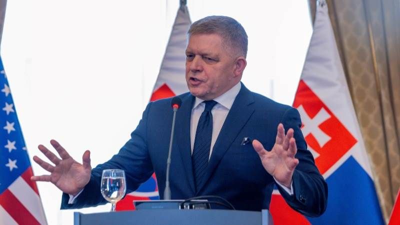 Slovakia threatens to halt emergency electricity aid to Ukraine over oil transit dispute