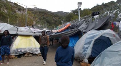Greece working with another 4 European countries to set up migrant deportation hubs outside EU