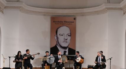 Philharmonic Hall honors legacy of eminent mugham singer [PHOTOS]