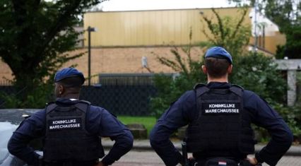 Explosion lightly damages Jewish school in Amsterdam