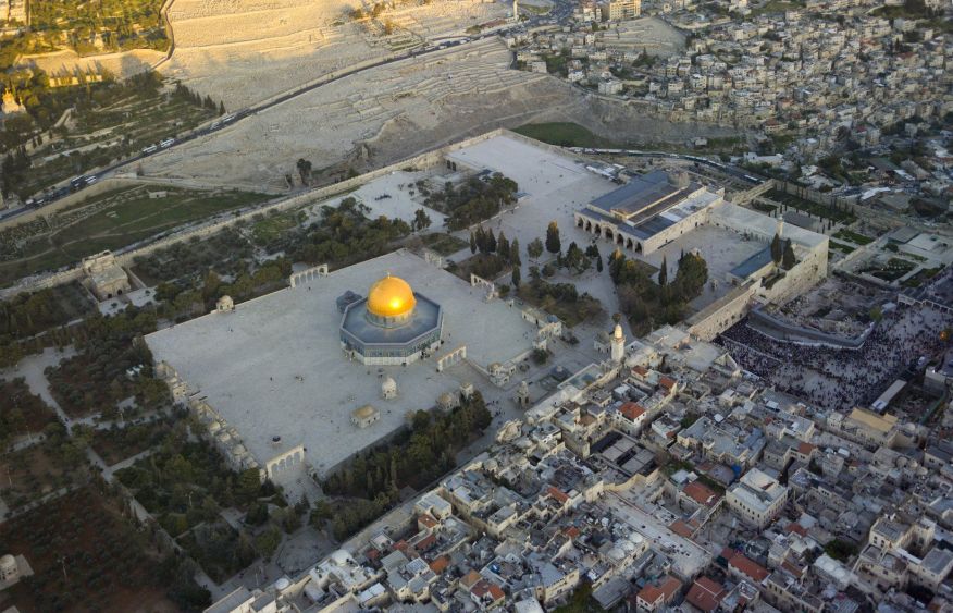 Israel closes Al-Aqsa Mosque for first time since 1967 amid rising tensions