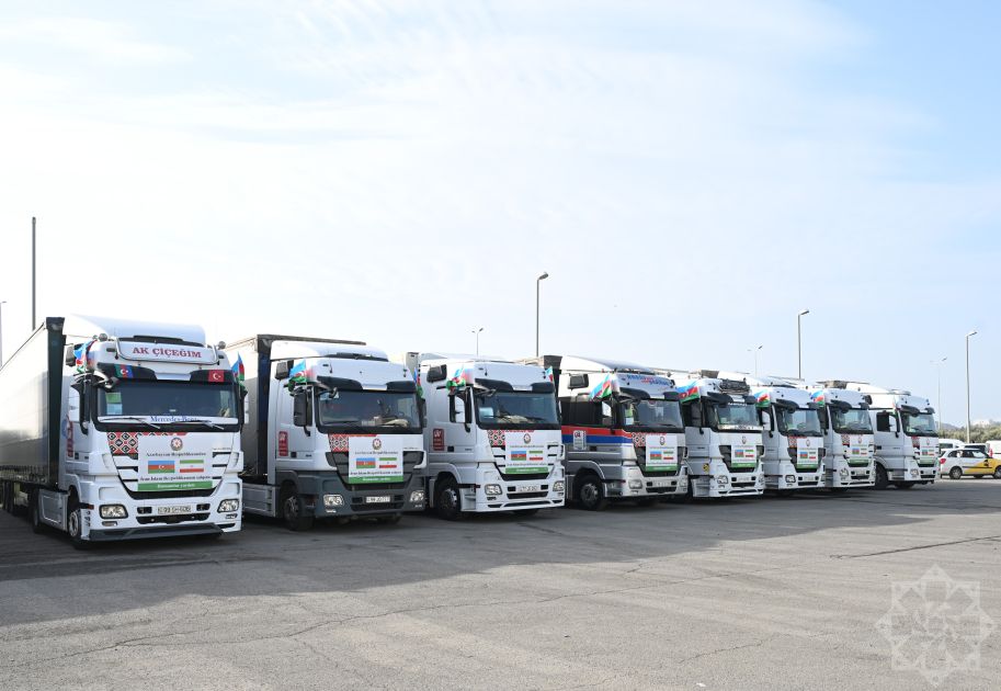 Azerbaijan dispatches another humanitarian aid shipment to Iran [PHOTOS]