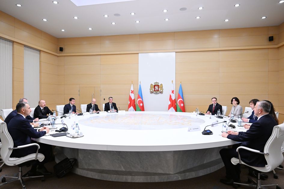 President Ilham Aliyev holds expanded meeting with Prime Minister of Georgia Irakli Kobakhidze [PHOTOS]