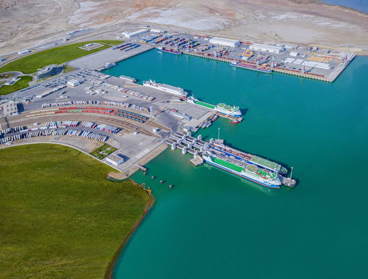 Baku Port handles 423,000 tons of bulk cargo in Q1 2026, up 46%