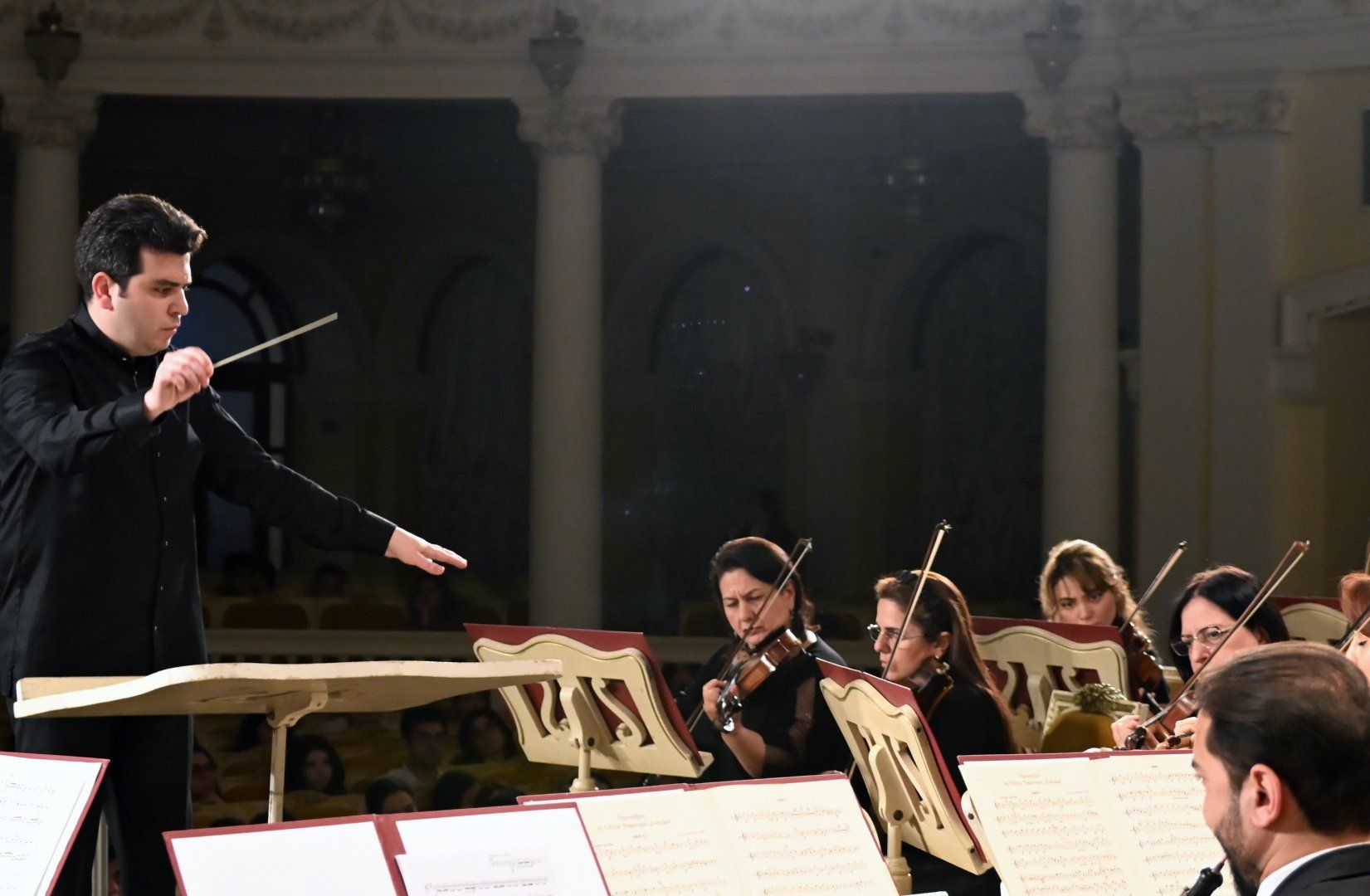 State Symphony Orchestra delights audience with magnificent concert